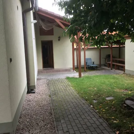 Soukroma Chalupa V Raji Kolaru Country house